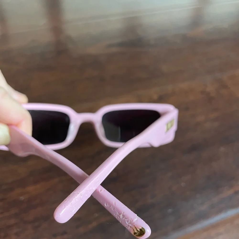 Hot Futures baby pink